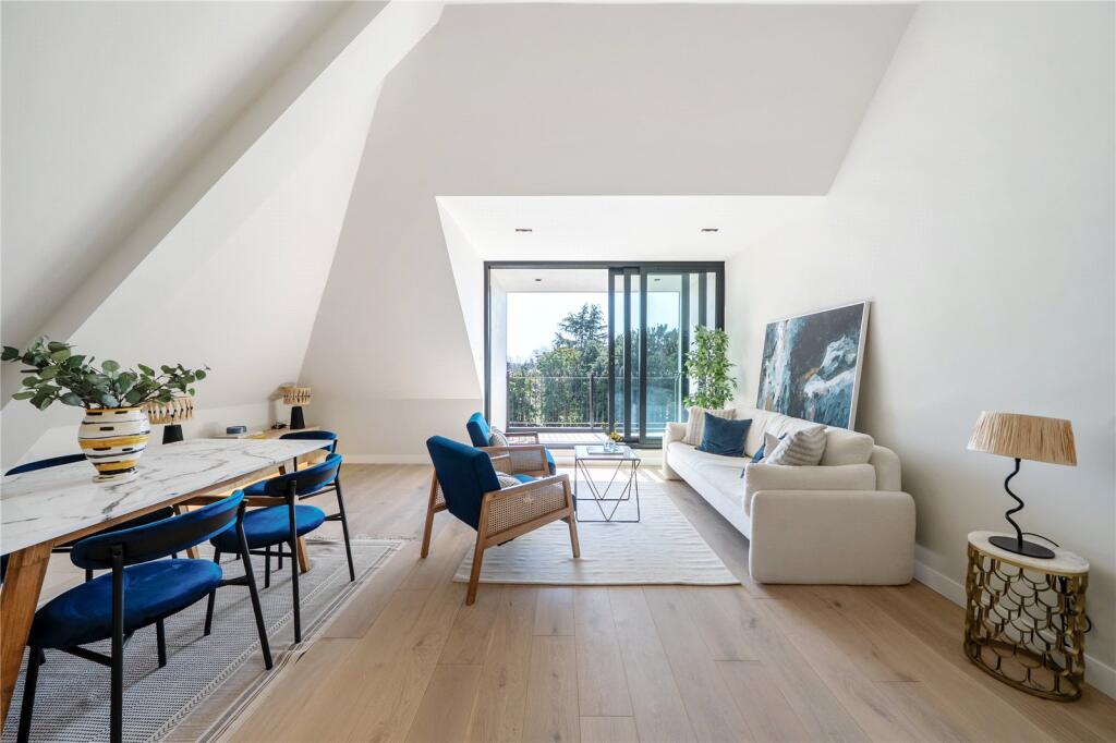 Main image of property: Creswick Road, London