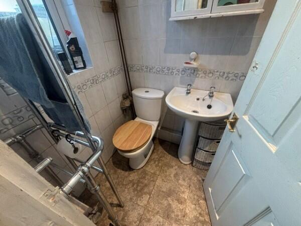 26A Derby Road, Birkenhead photo 4