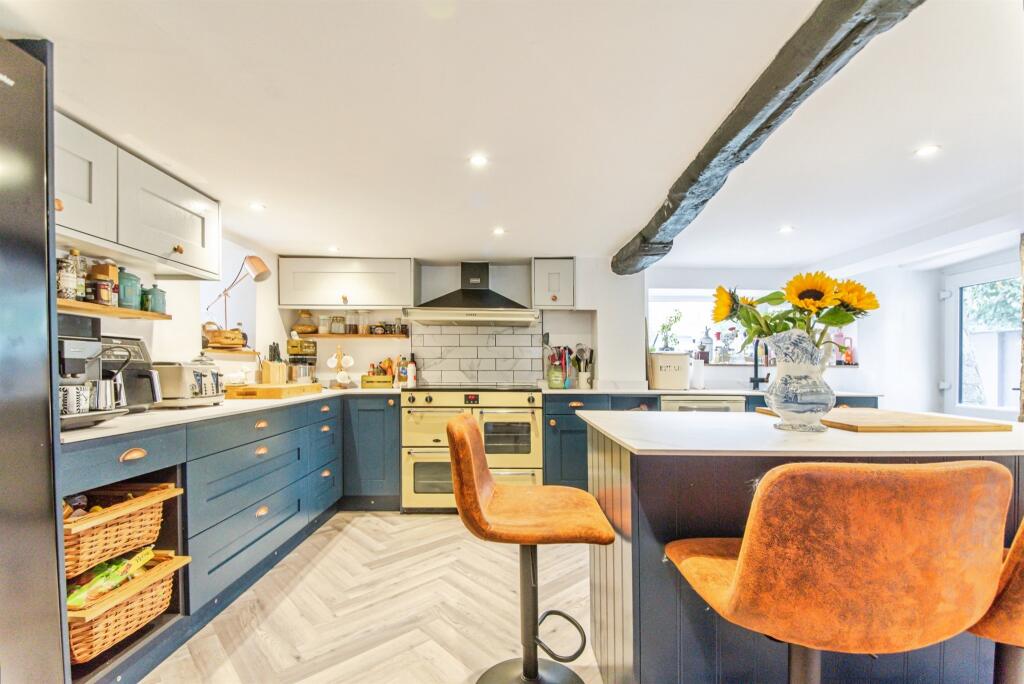 Main image of property: Coxwell Street, Faringdon