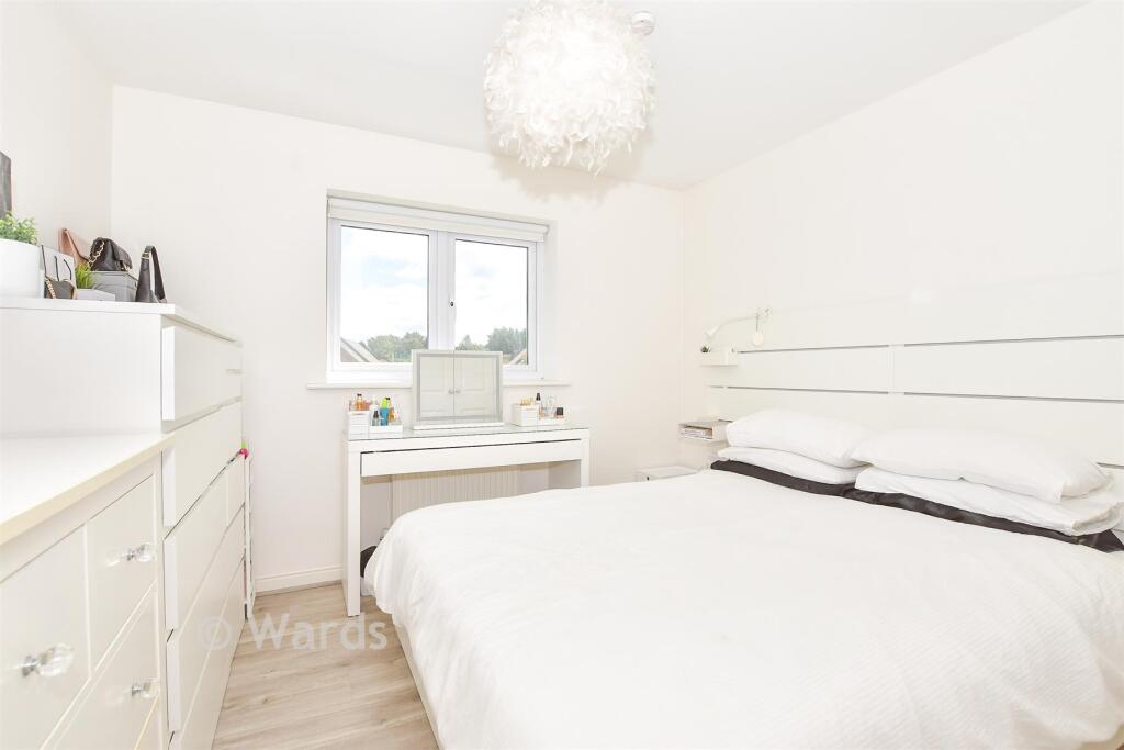Apartment in Maidstone, Loose - View 5