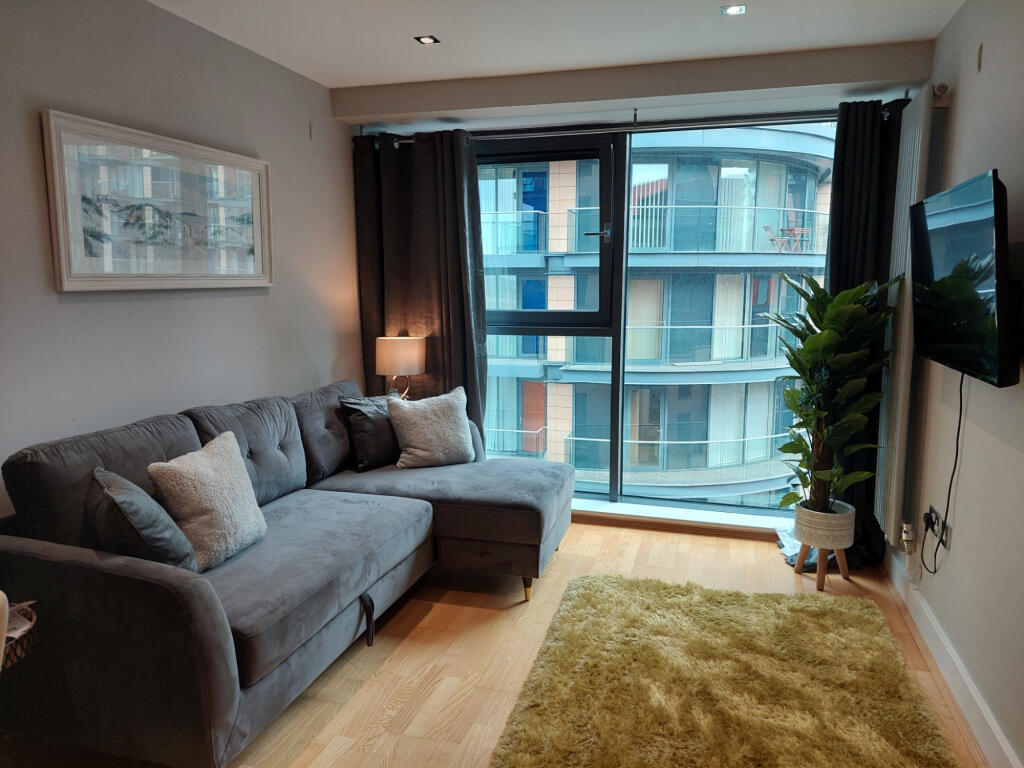 Main image of property: Millharbour, London, E14