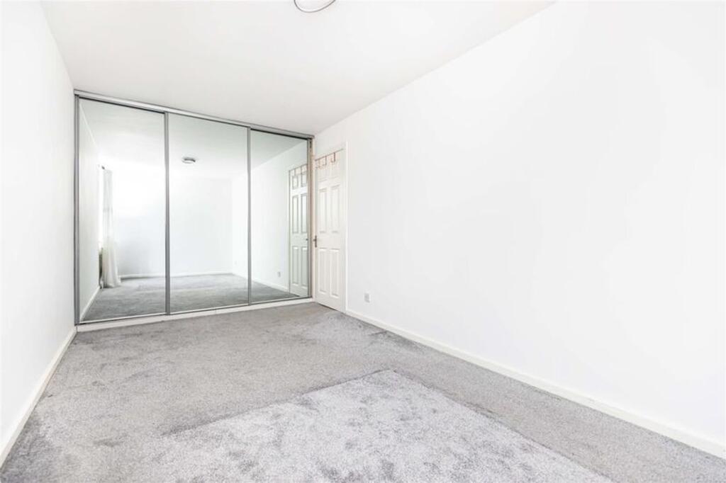 Apartment in Bournemouth - More