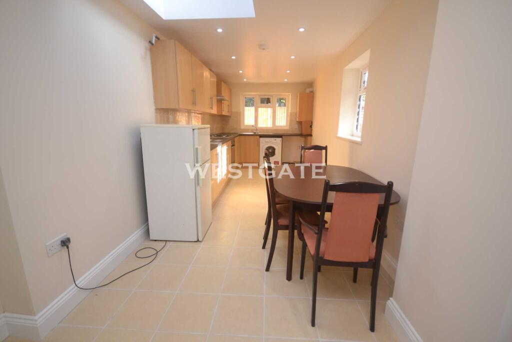House in Reading - View 3
