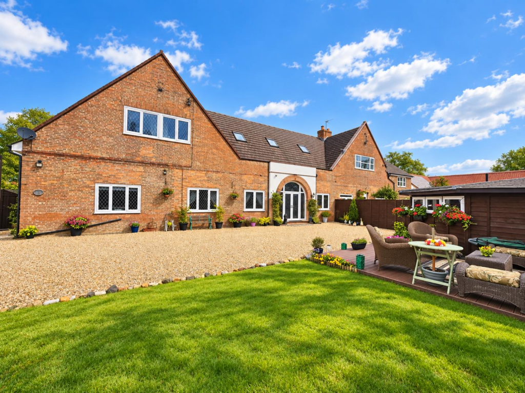 5-bed semi-detached on Hurworth Moor, Darlington, £475,000