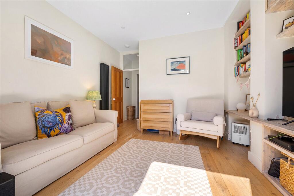 Apartment in London, East Dulwich - More