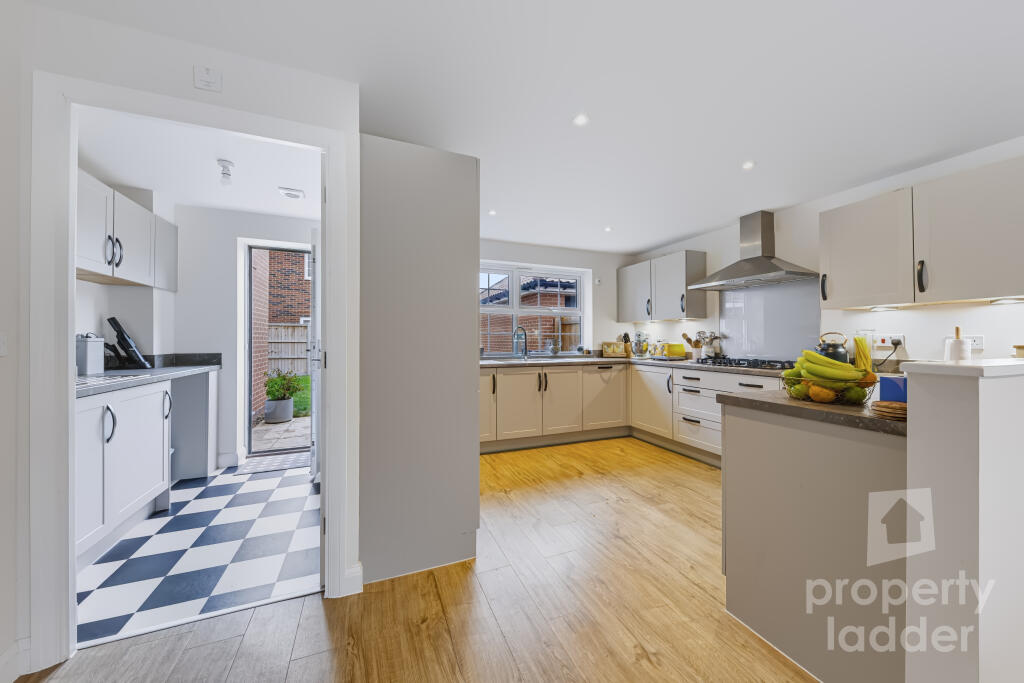 Kingfisher Way, Horsford photo 4
