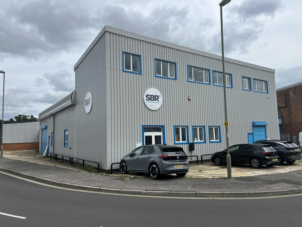 Main image of property: 47 Aston Road, Waterlooville, PO7 7XJ