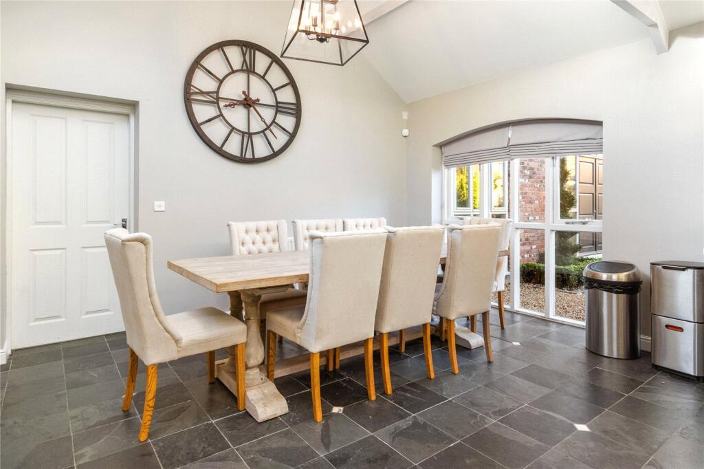 House in Doncaster - View 5