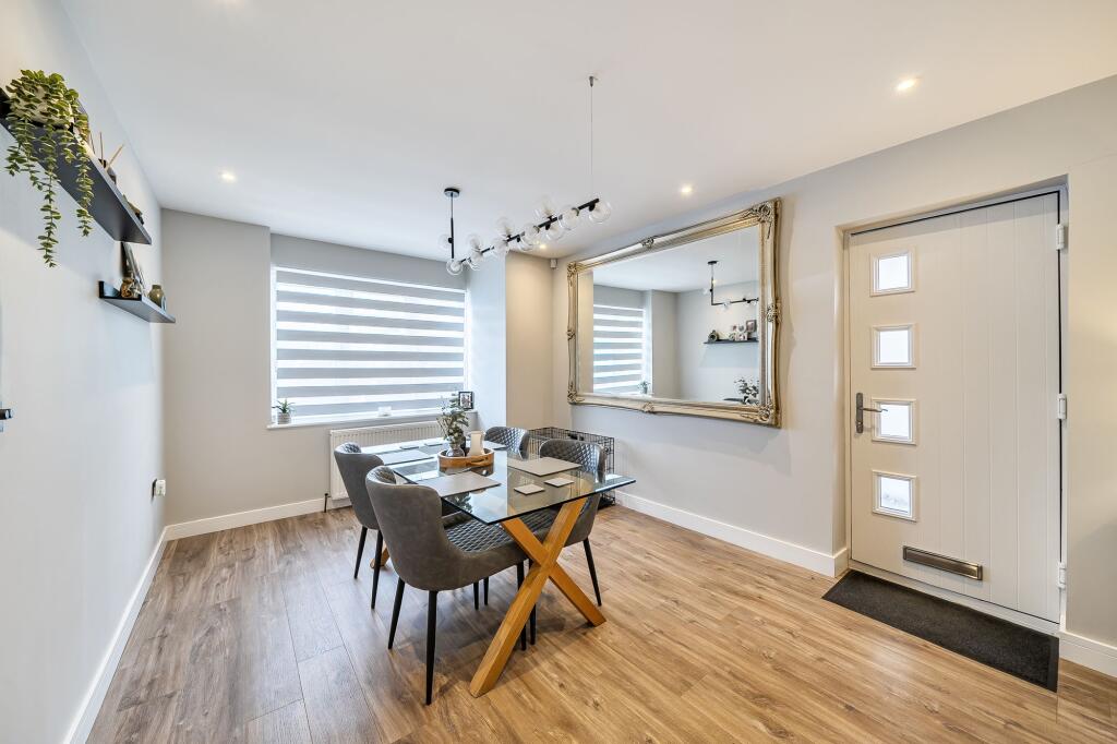 House in Southall - View 3
