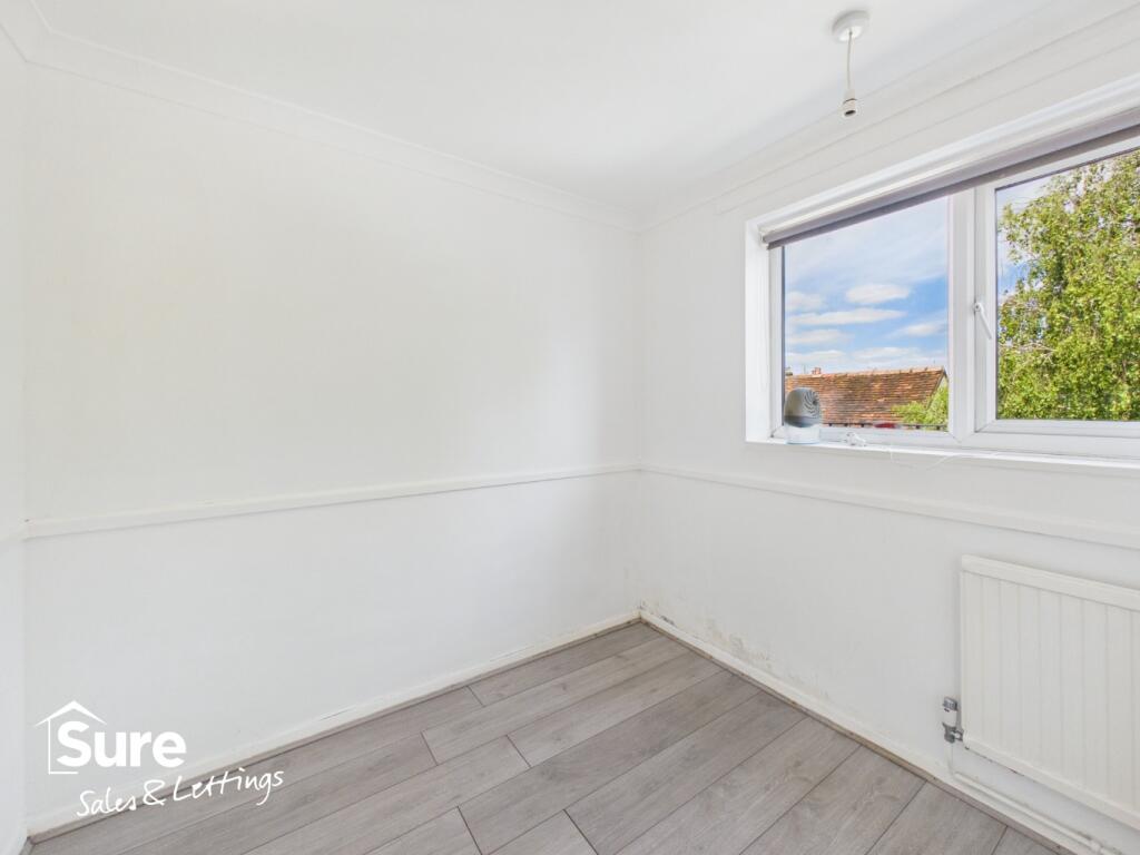 Apartment in Dacorum, Hertfordshire - More