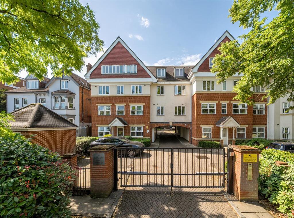Main image of property: Willesden Lane, London NW2