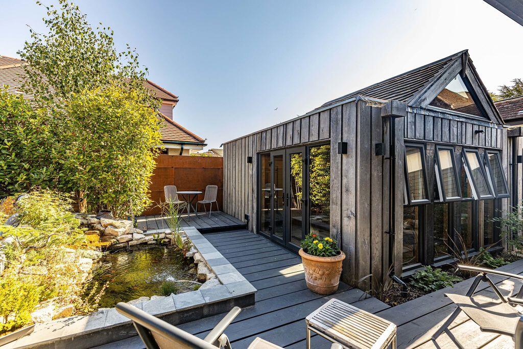 1 Baring Road, Hengistbury Head photo 4
