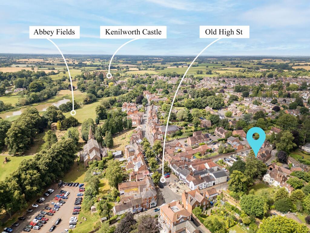 Main image of property: Fieldgate Lane, Kenilworth, CV8