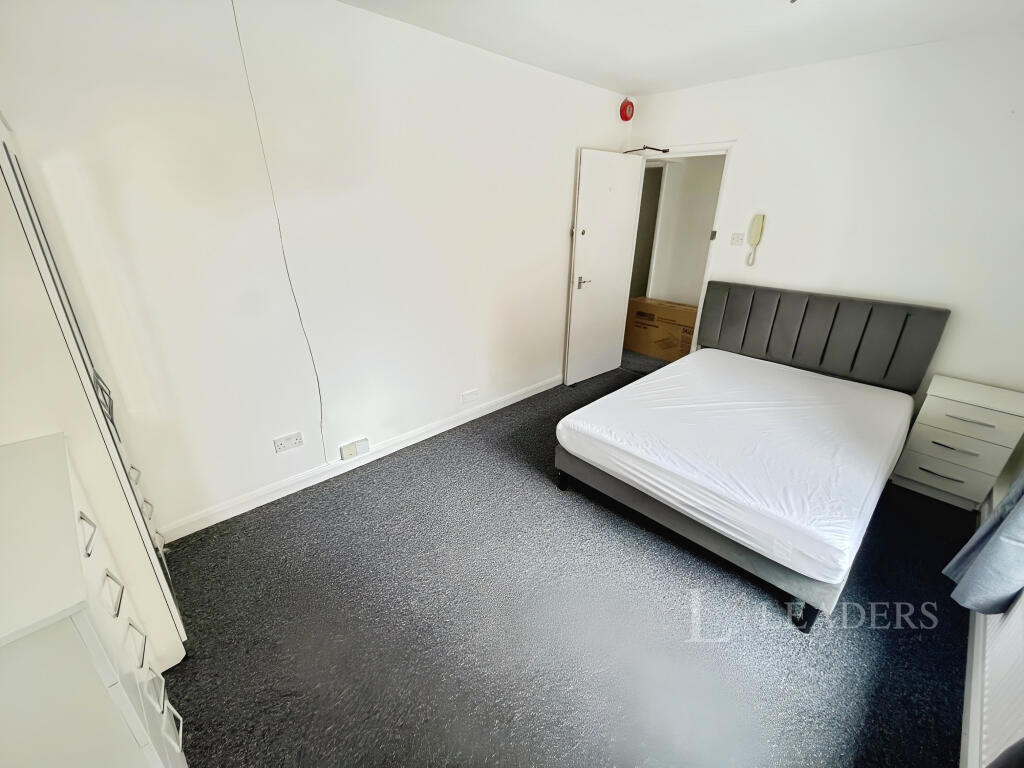 Main image of property: Wellington Street, Luton, Bedfordshire, LU1