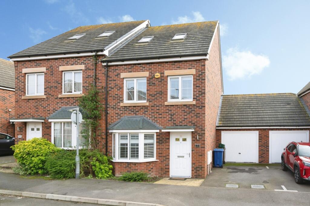 Main image of property: Treetops Close, Grays, Essex, RM17