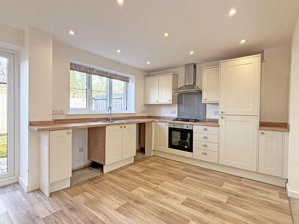 Mill Court, Wiveliscombe photo 3
