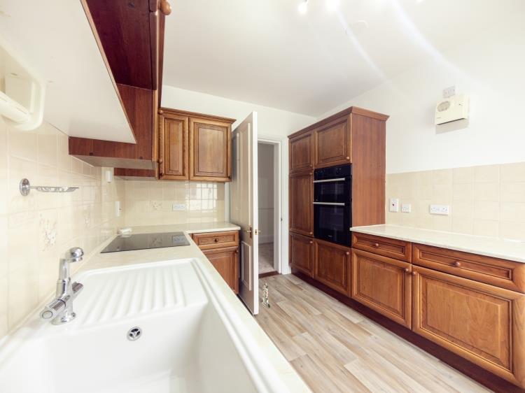 Apartment in Felixstowe, Old Felixstowe - View 3