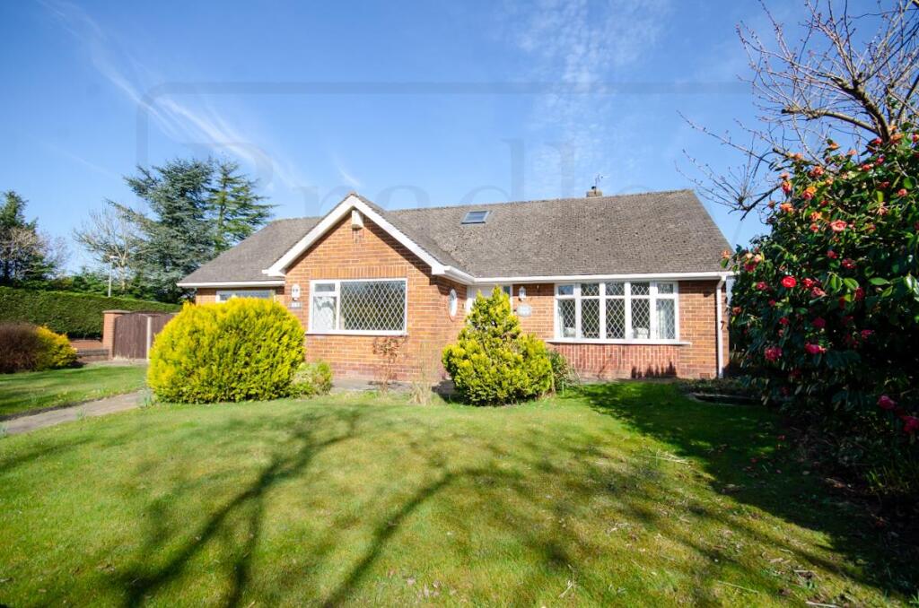 4-bed detached on Brindle Road, Bamber Bridge, £397,000