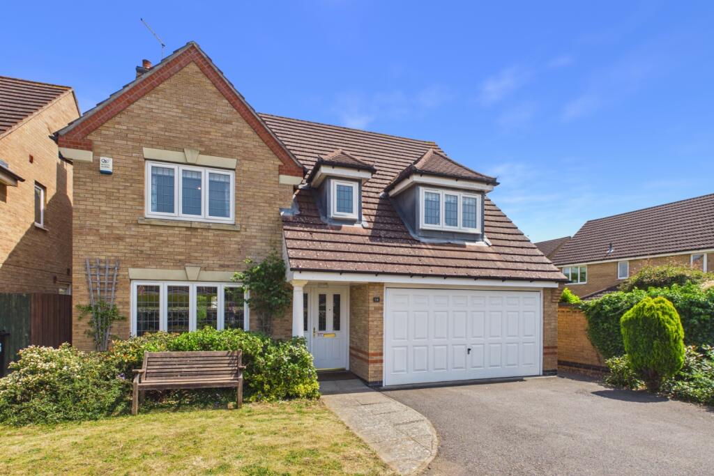 4 bedroom detached house for sale in Tarragon Way, Bourne, Lincolnshire ...