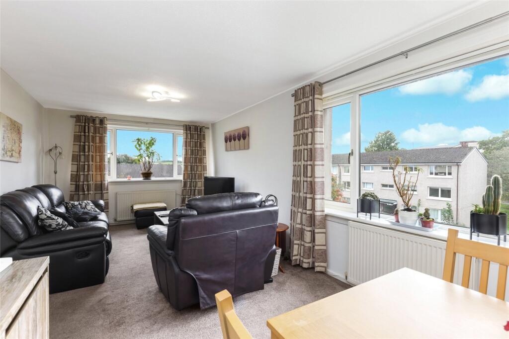 Apartment in Glasgow, South Lanarkshire - View 2