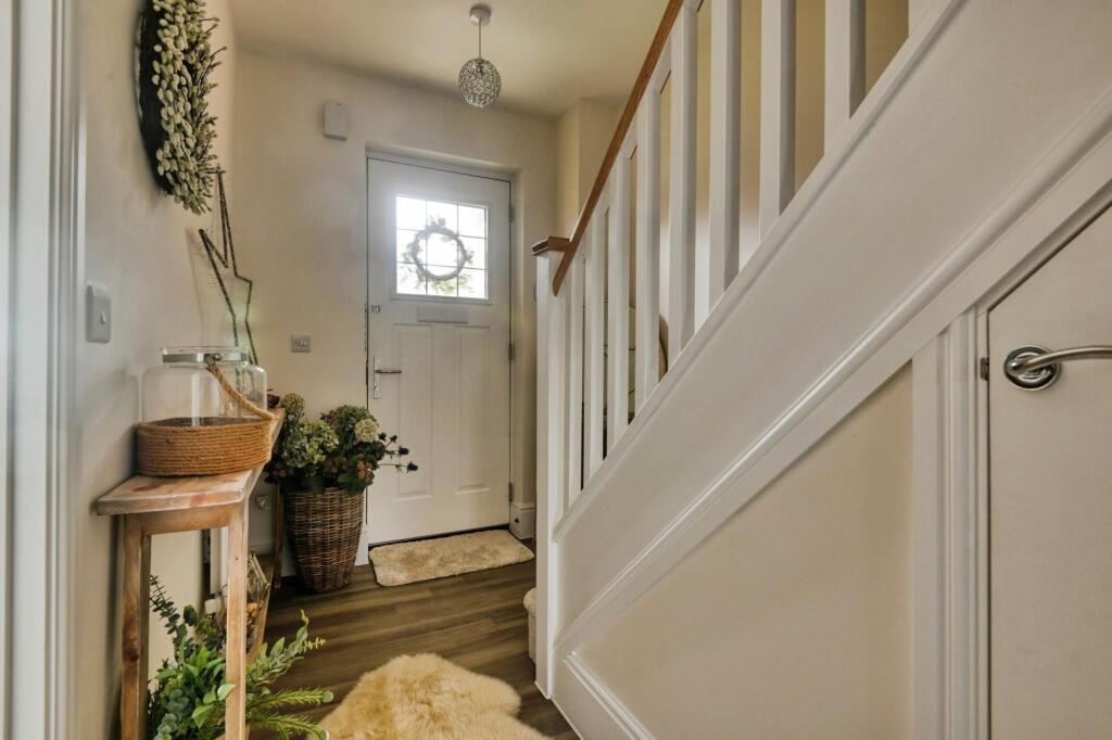 House in Tamworth, Staffordshire - View 3