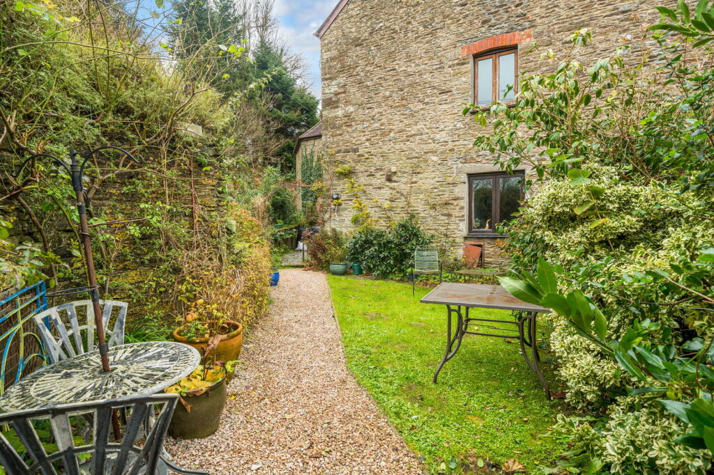 Main image of property: Aveton Gifford, Nr Kingsbridge, TQ7