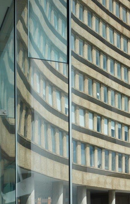 Tricorn - Facade.jpg