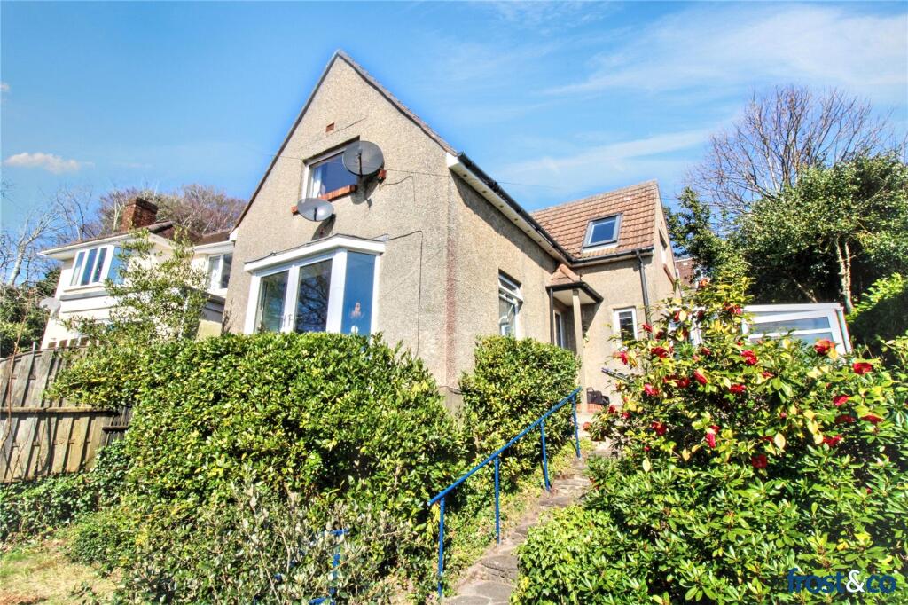 Main image of property: Glen Road, Parkstone, Poole, Dorset, BH14