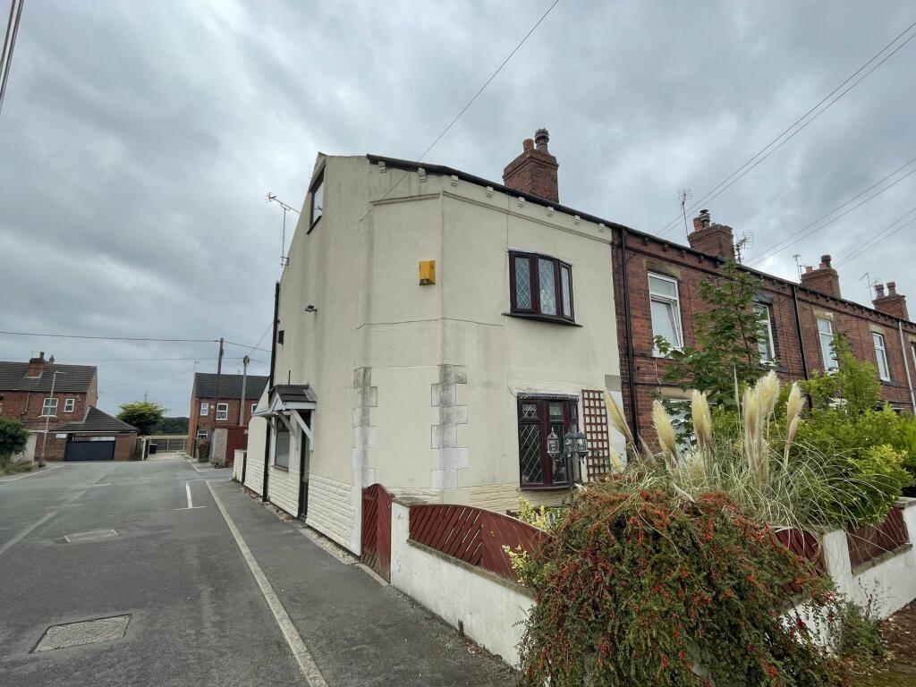 House in Leeds - View 2