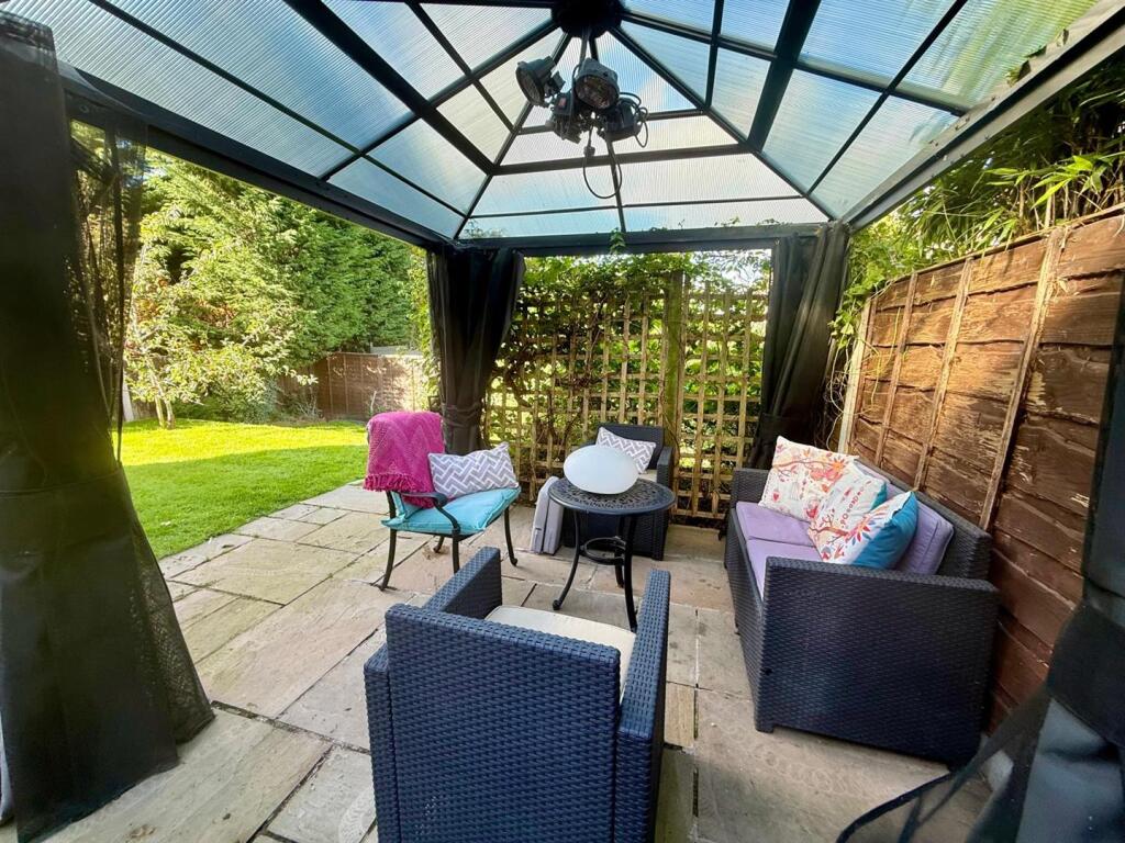 House in Macclesfield, Cheshire East - View 5