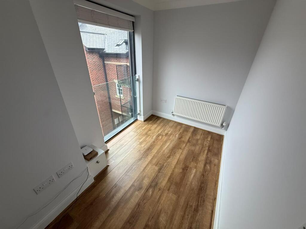 Apartment in Darlington, Pierremont - View 5