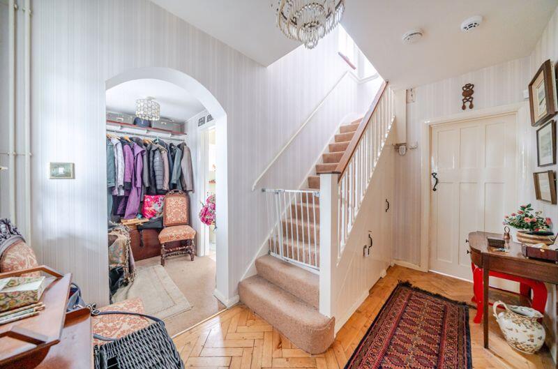 Graham Road, Purley photo 3