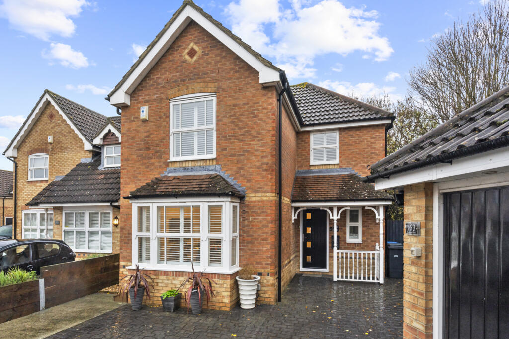 Main image of property: Doulton Close, Harlow, Essex, CM17