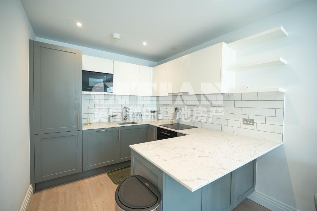 Apartment in London - View 3