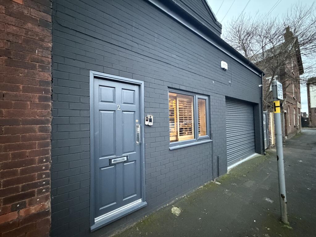 Main image of property: Mount Street, Liverpool, L22 5NN