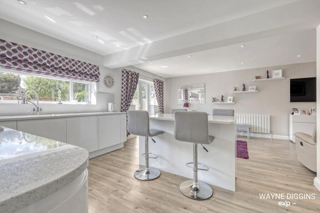 House in Romford - View 5