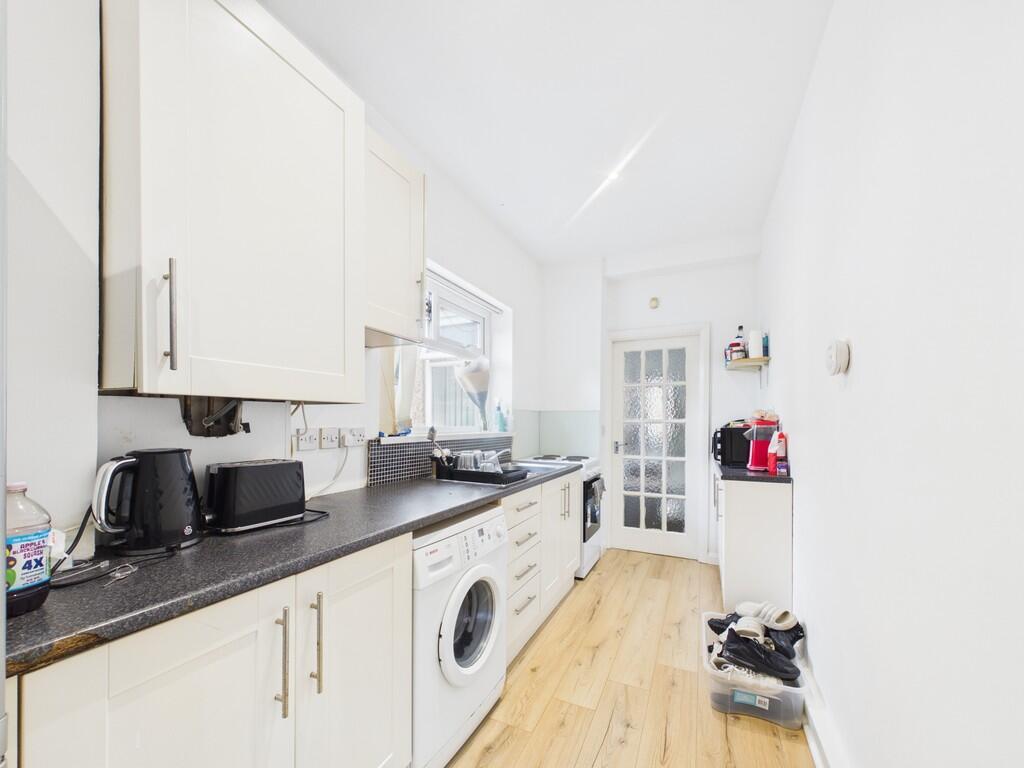 Apartment in Newcastle upon Tyne, East Bedlington - View 4