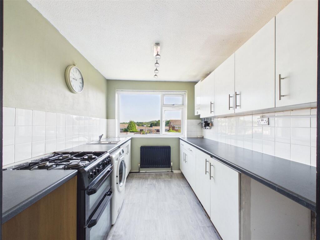 Apartment in Worcester, Worcestershire - View 3