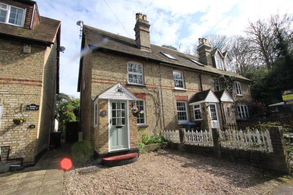 Main image of property: Park Lane, Harlow Town Park