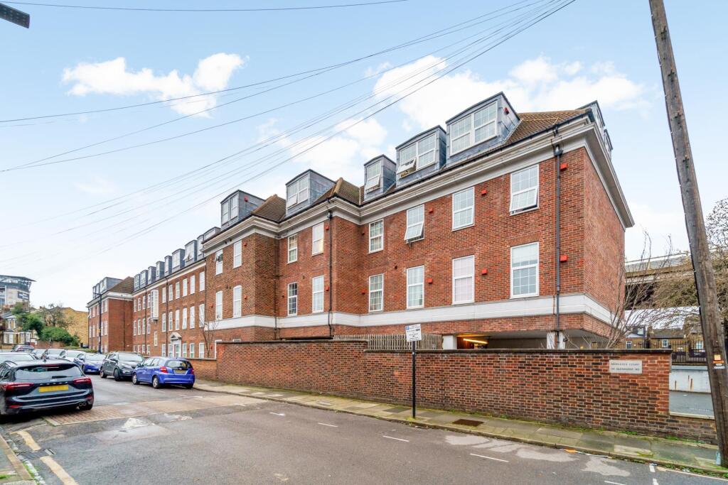 Main image of property: Middlesex Court, Glenhurst Road TW8