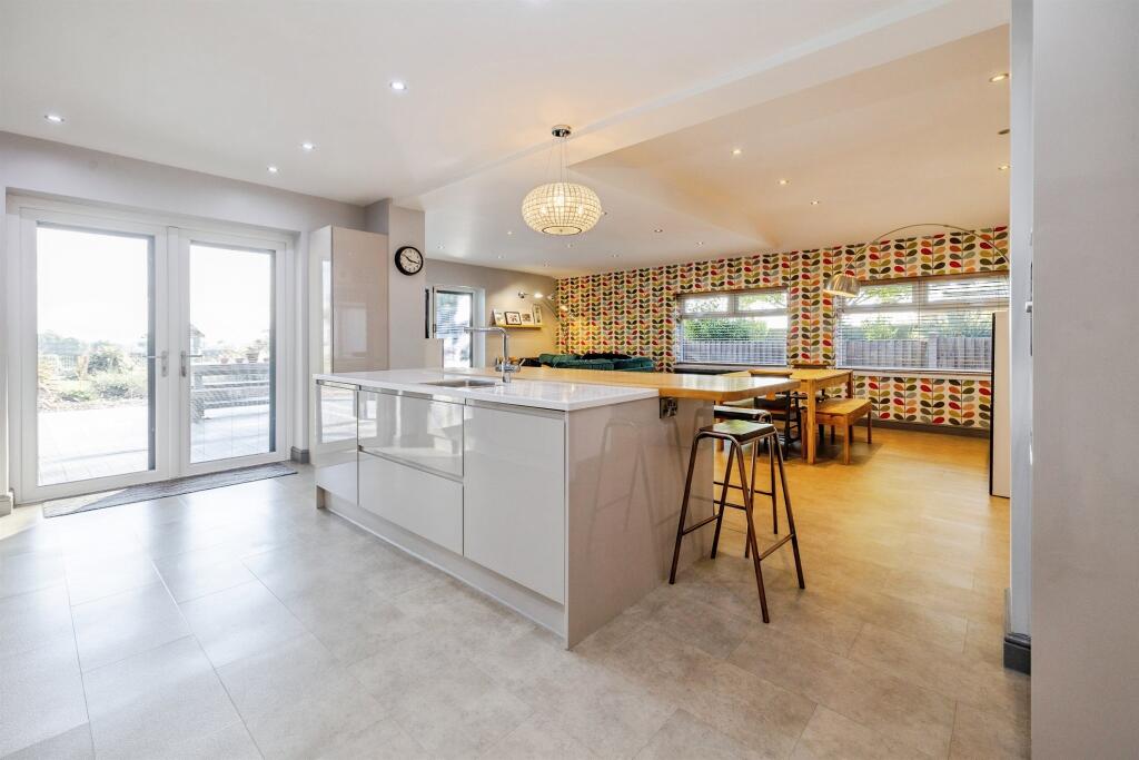 House in North Kesteven, Branston and Mere - View 4