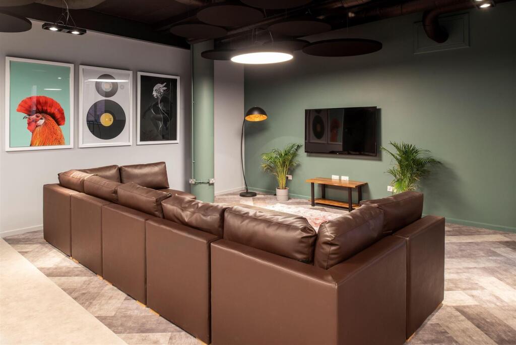 Studio flat for rent