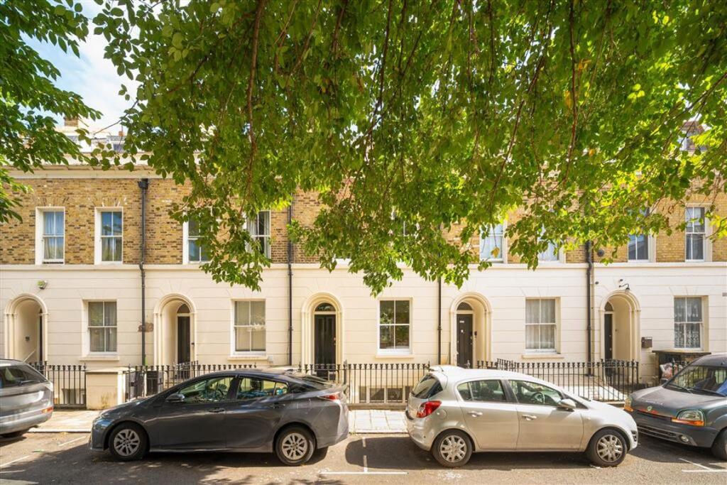 4-bed house on Westport Street, London, £1,100,000