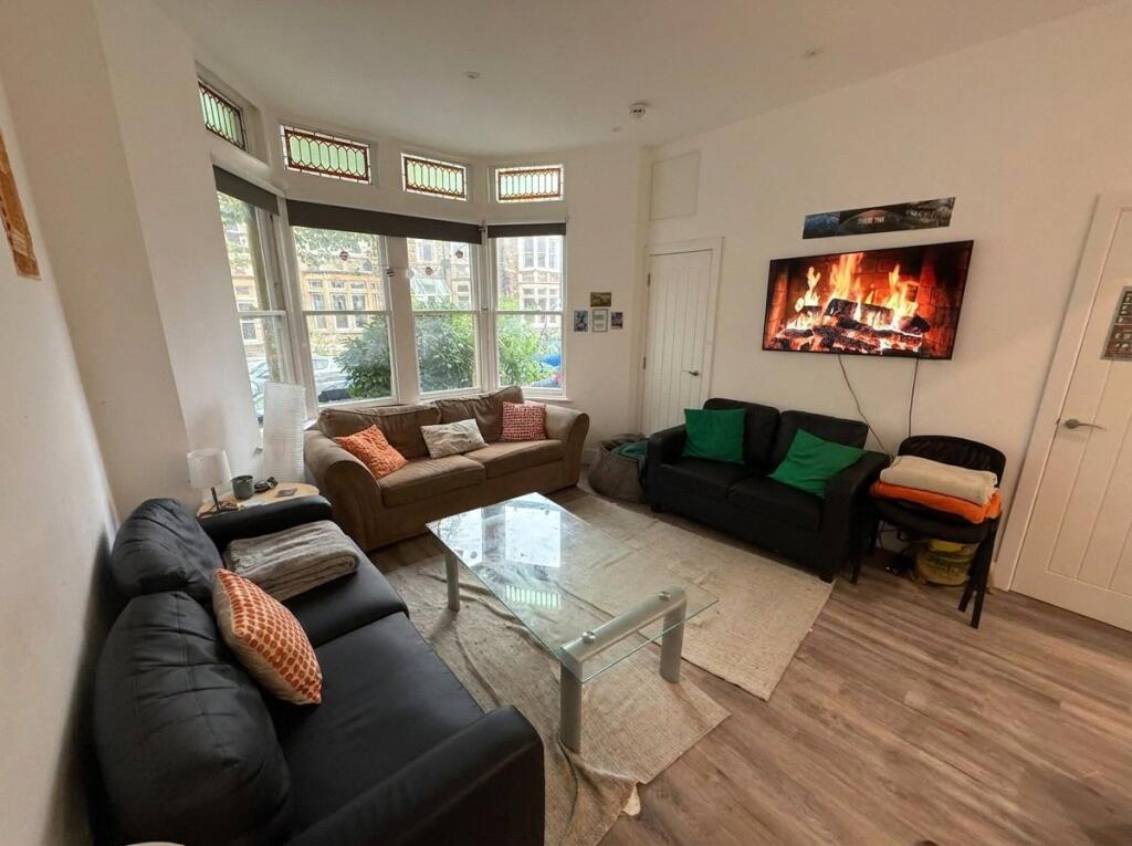 House in Bristol - View 2