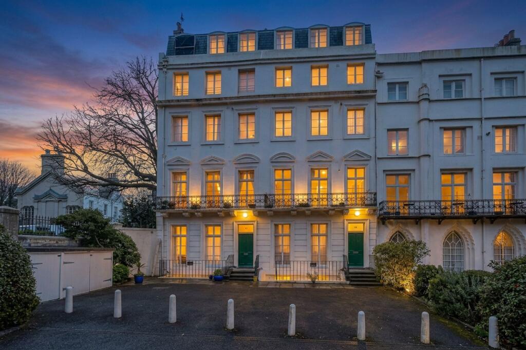 Main image of property: Sillwood Place, Brighton, BN1