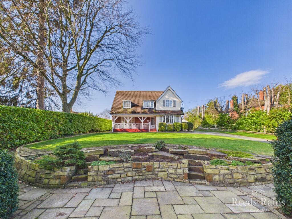 3-bed detached on Stokesley Road, Guisborough, North Yorkshire, TS14, £725,000