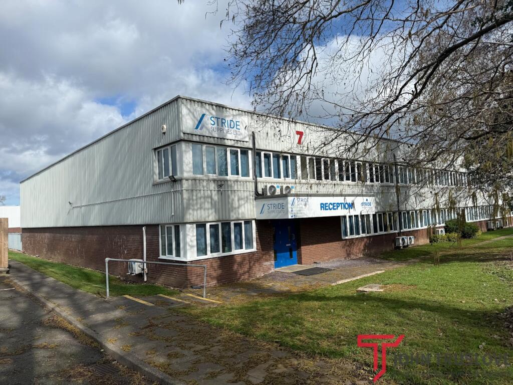 Main image of property: Unit 7 Lakeside Industrial Estate, Broad Ground Road, Redditch, B98 8YP