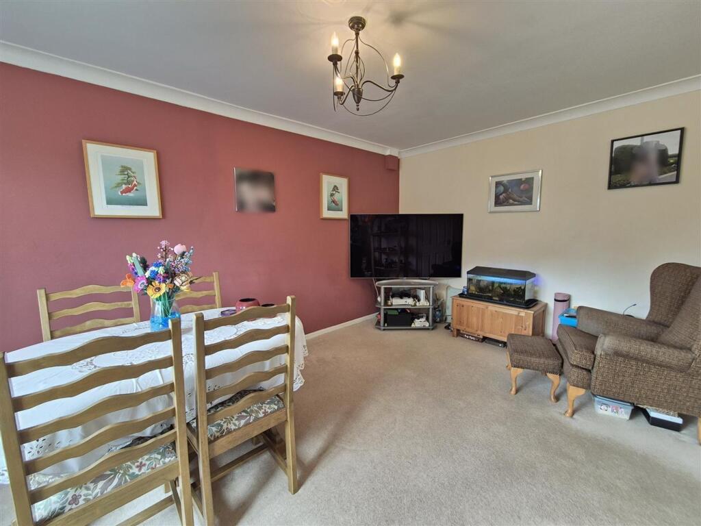Castle Rock Drive, Coalville, LE67 photo 5