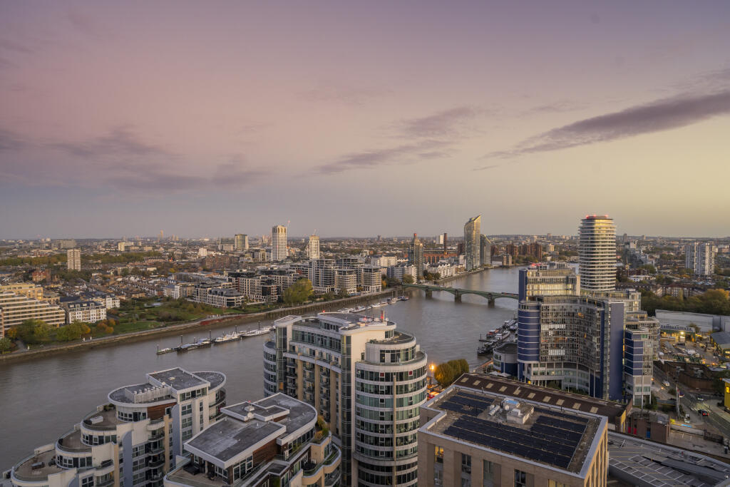 Apartment in London - View 2