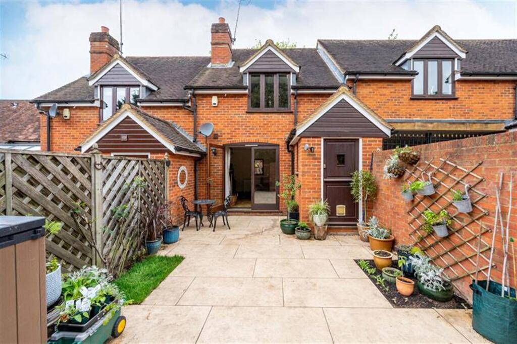 Main image of property: The Mews, High Street, Sonning, Reading, RG4